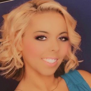 Meet your Posher, Tabitha